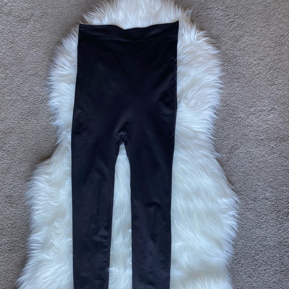 Belly Bandit Maternity Leggings - Picture 1 of 3